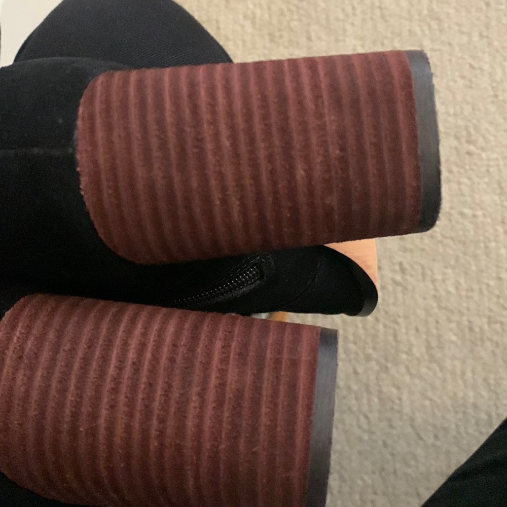 Gloria Slouchy Boot
SPLENDID - Picture 10 of 14